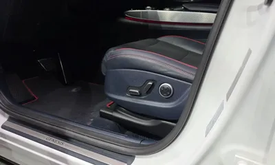 Genesis GV70 2021, 114296 км, за 18786.97 USD - фото 34