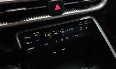 Kia K5 2023, 70088 км, за 14267.11 USD - фото 27