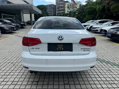 Volkswagen Sagitar 2018, 56800 км, за 5795.7 USD - фото 6