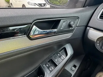 Volkswagen Sagitar 2018, 56800 км, за 5795.7 USD - фото 28