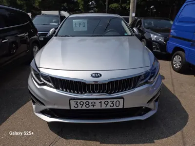 Kia K5 · 2019 год
