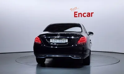 Mercedes-Benz C-Class 2016, 133180 км, за 8461.14 USD