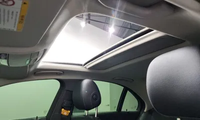Mercedes-Benz C-Class 2016, 133180 км, за 8402.26 USD - фото 16