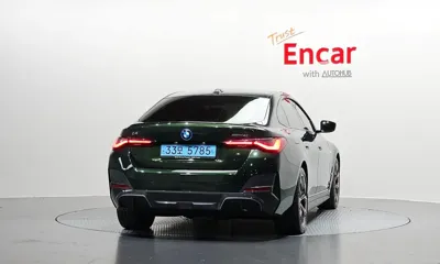 BMW i4 2022, 12832 км, за 33991 USD