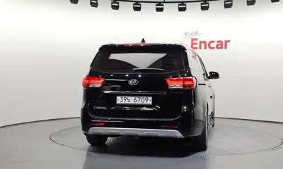Kia Canival 2017, 101829 км, за 8593.34 USD