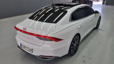 Hyundai Grandeur 2022, 57960 км, за 16673.23 USD