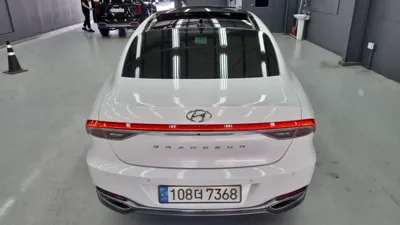 Hyundai Grandeur 2022, 57960 км, за 16673.23 USD