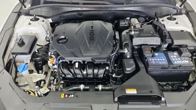 Hyundai Grandeur 2022, 57960 км, за 16547.24 USD - фото 6