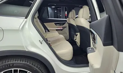 Mercedes-Benz GLC-Class 2025, 12516 км, за 45256.22 USD - фото 12