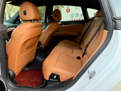 BMW 6 Series GT 2022, 80000 км, за 38335.86 USD - фото 9