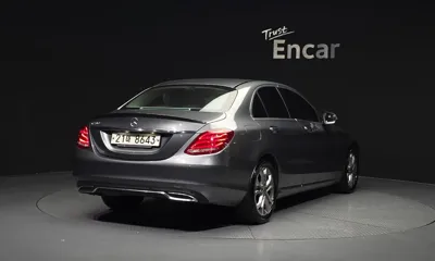 Mercedes-Benz C-Class 2017, 137685 км, за 8262.83 USD
