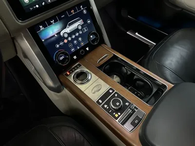 Land Rover Range Rover 2019, 79000 км, за 47241.49 USD - фото 11