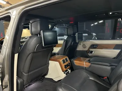 Land Rover Range Rover 2019, 79000 км, за 47241.49 USD - фото 14