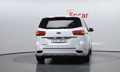 Kia Canival 2019, 50003 км, за 13213.92 USD