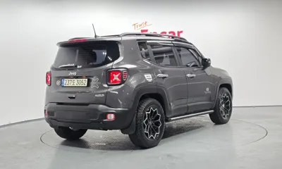 Jeep Renegade 2018, 140924 км, за 6078.62 USD