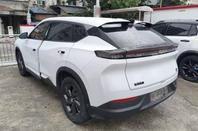 Dongfeng Aeolus SKY EV01 2023, 117600 км, за 10342 USD