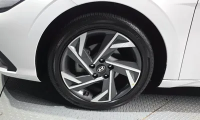 Hyundai Avante 2025, 5202 км, за 16718.72 USD