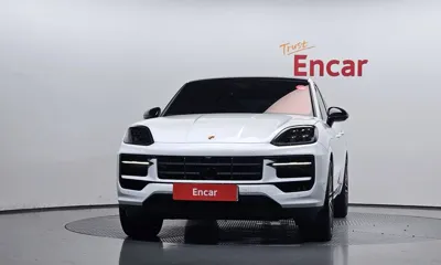 Porsche Cayenne 2025, 4165 км, за 105031.49 USD