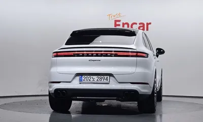 Porsche Cayenne 2025, 4165 км, за 105031.49 USD