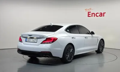 Genesis G70 2018, 56566 км, за 11661.24 USD
