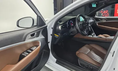 Genesis G70 2018, 56566 км, за 11661.24 USD - фото 10