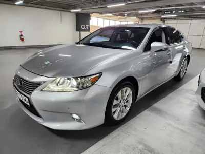 Lexus ES · 2014 год