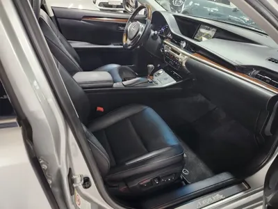 Lexus ES 2014, 113000 км, за 10726.12 USD - фото 10