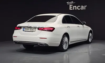 Mercedes-Benz E-Class 2021, 49676 км, за 25712.22 USD
