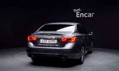 Infiniti Q50 2016, 114997 км, за 6012.55 USD