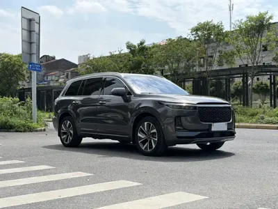 Li Auto Li ONE 2022, 50000 км, за 15185.11 USD