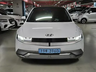 Hyundai Ioniq5 2022, 98200 км, за 18970.72 USD
