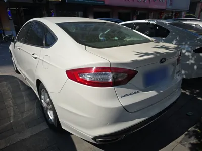 Ford Mondeo 2013, 186000 км, за 6663 USD - фото 4