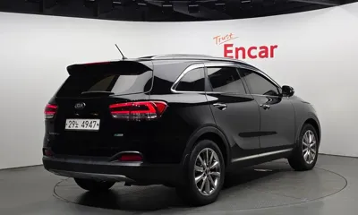 Kia Sorento 2016, 141303 км, за 8269.84 USD