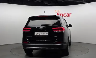 Kia Sorento 2016, 141303 км, за 8269.84 USD