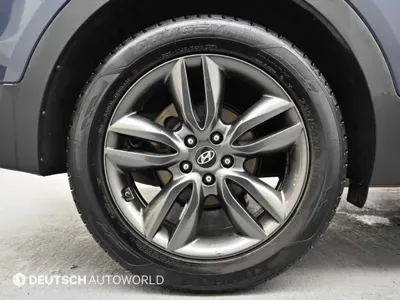Hyundai Santafe 2014, 182588 км, за 5023.8 USD