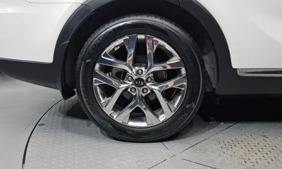 Kia Sorento 2020, 118356 км, за 11759.66 USD
