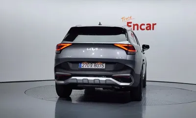 Kia Sportage 2023, 80414 км, за 15931.58 USD - фото 4