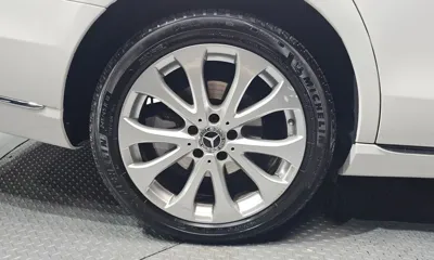 Mercedes-Benz E-Class 2019, 175148 км, за 12945.63 USD