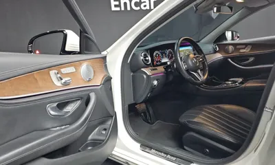 Mercedes-Benz E-Class 2019, 175148 км, за 12945.63 USD - фото 10