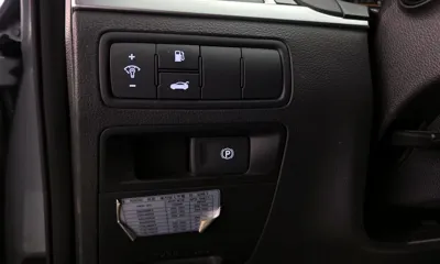 Hyundai Genesis 2016, 163119 км, за 4825.49 USD - фото 17
