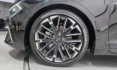 Kia K5 2024, 21256 км, за 18698.38 USD