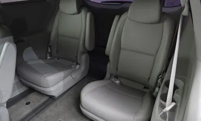Kia Canival 2017, 128452 км, за 7880.79 USD - фото 19
