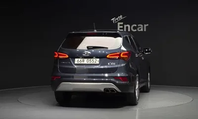 Hyundai Santafe 2016, 194958 км, за 5863.2 USD