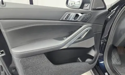 BMW X6 2023, 34948 км, за 62866.48 USD - фото 24