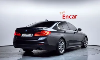 BMW 5-Series 2020, 77291 км, за 19153.1 USD