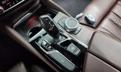 BMW 5-Series 2020, 77291 км, за 19153.1 USD - фото 9