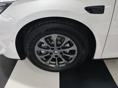 BYD Qin L 2025, 2200 км, за 11063.18 USD - фото 23