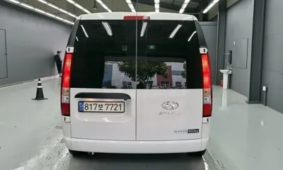 Hyundai Staria 2023, 64389 км, за 17112.65 USD