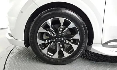 Kia Canival 2023, 124950 км, за 23059.13 USD