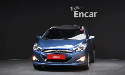 Hyundai i40 2014, 127644 км, за 4551.67 USD